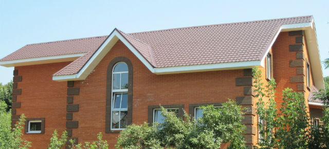 Внешний вид металлочерепицы Roofline Металлочерепица Roofline