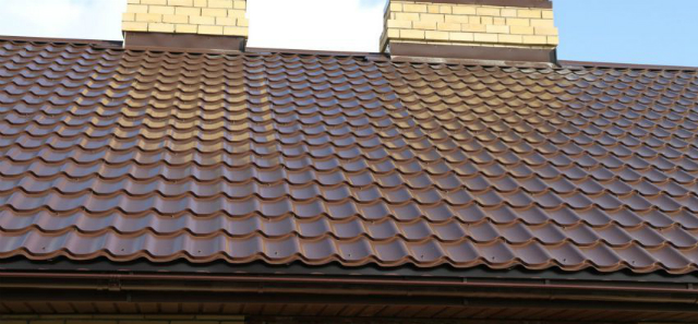 Металлочерепица Roofline, цвет коричневый Металлочерепица Roofline, цвет коричневый